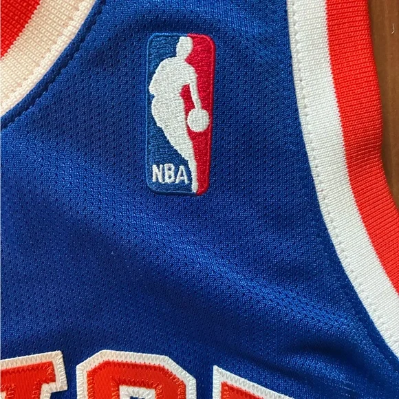 Mitchell & Ness Patrick Ewing New York Knicks Jersey - Picture 3 of 5